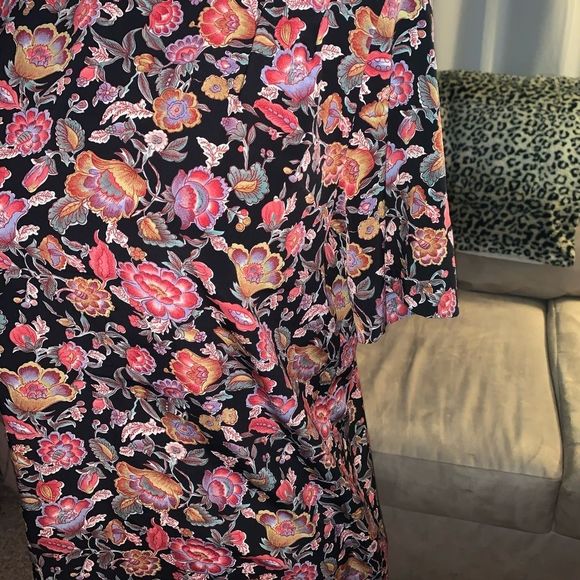 Christie & Jill Short Sleeve Shirt Relaxed Small - Picture 2 of 4